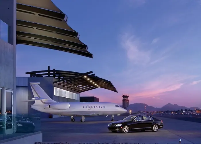 Sophisticated Luxury W Heated Pool, Ev Charger Holiday home